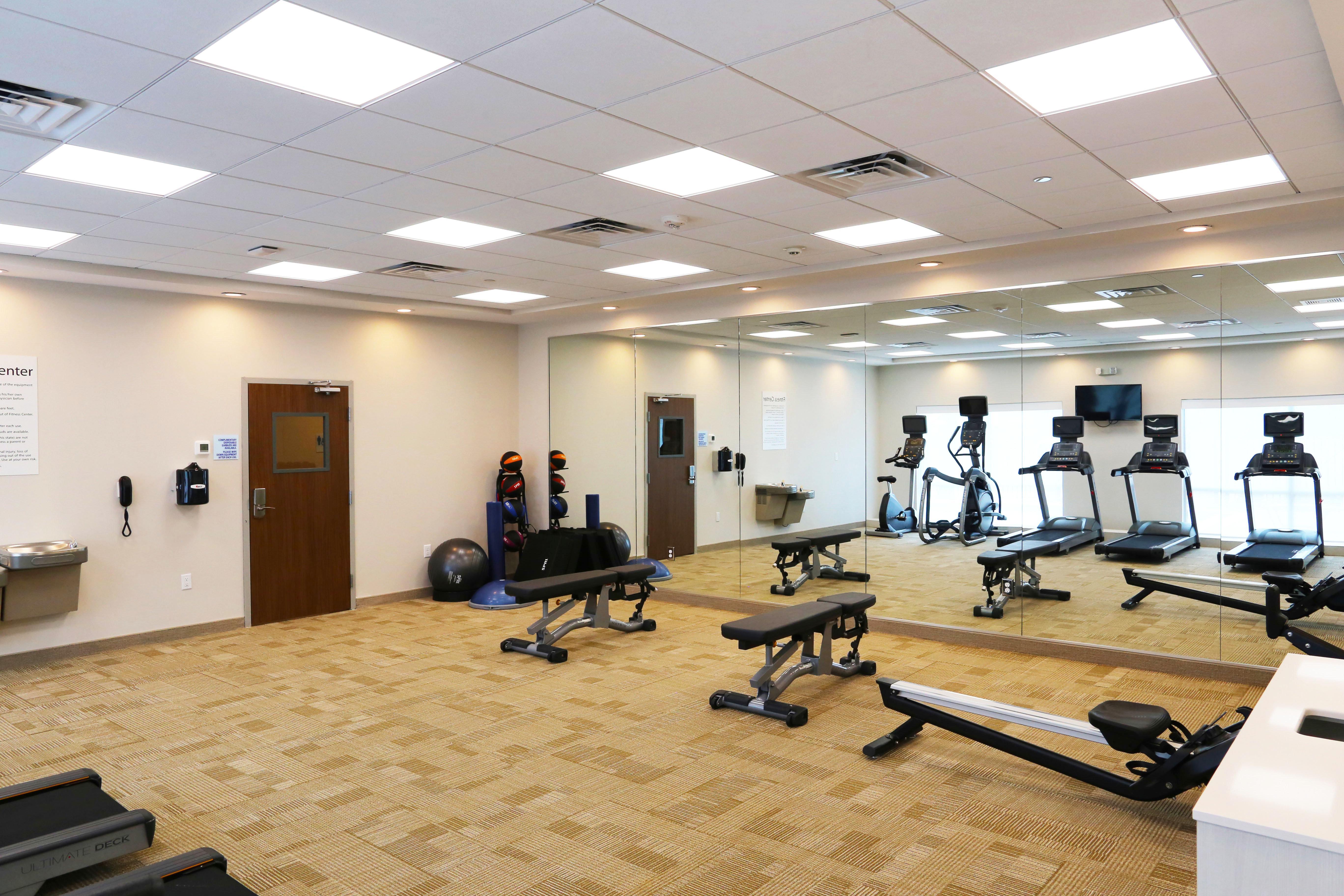 Holiday Inn Express & Suites - Houston Iah - Beltway 8 By Ihg Aldine Buitenkant foto